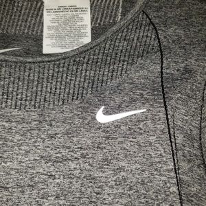 Nike Tops - Women's Nike Dri-Fit long sleeve running tops Nike Tops - Women's Nike Dri-Fit long sleeve running tops